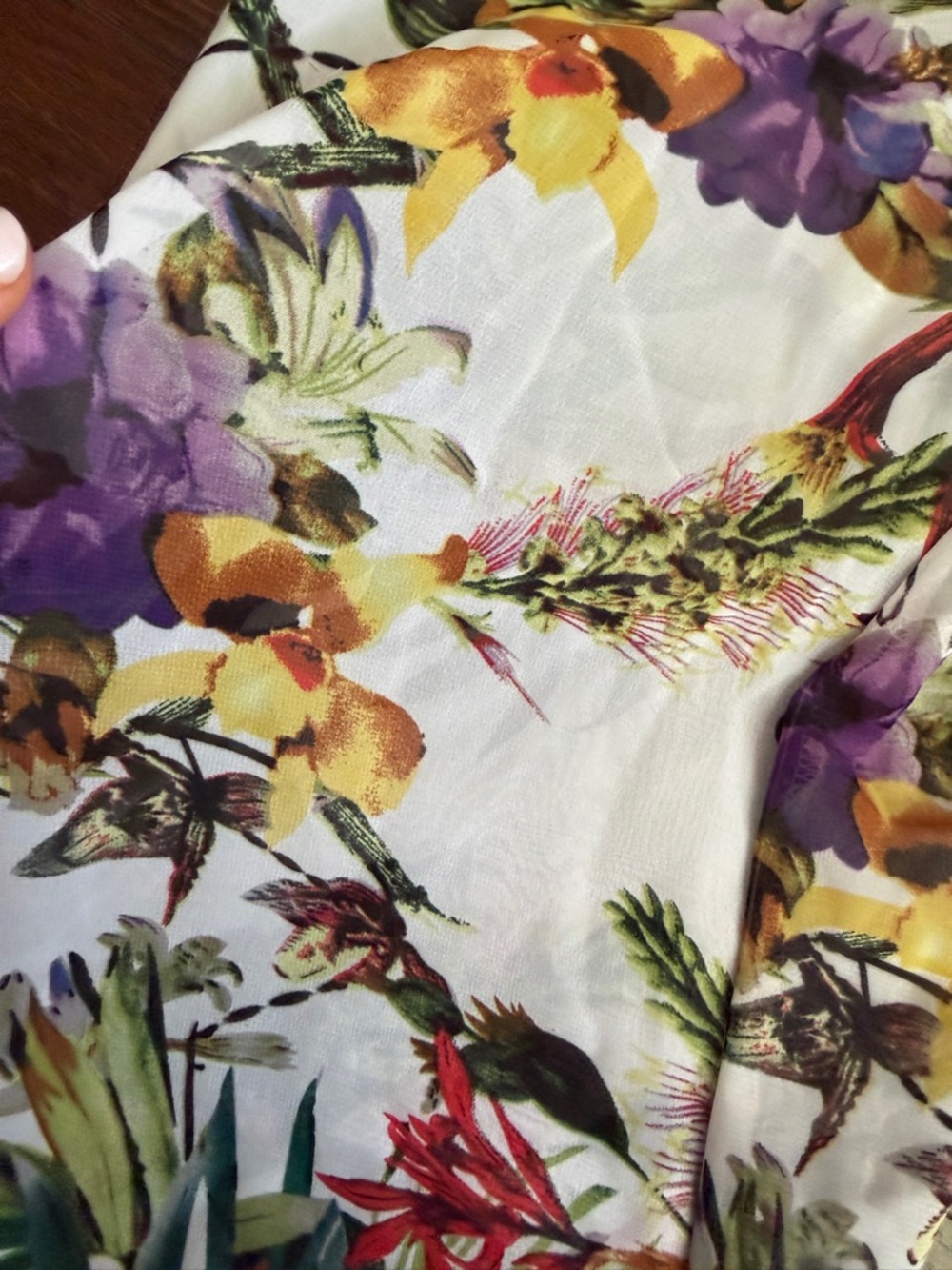 Carmen Marc Valvo White Tropical Floral Wide-Leg Pants with Smocked Detail - Picture 5 of 6